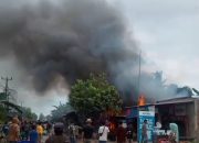 Akibat Percikan BBM, Toko Kelontong Ludes Terbakar