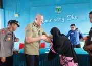 Bupati Pinrang Serahan Bantuan Penanggulangan Bencana