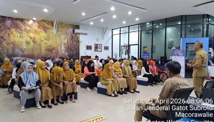 Disdukcapil Pinrang Gelar Apel Pagi dan Kerja Bakti