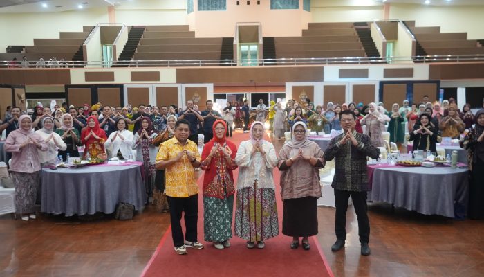Srikandi Semen Tonasa dan SIG Gelar Talkshow “Kartini Who Rises Beyond the Glass Ceiling”