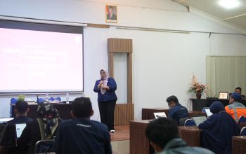 Dorong Karyawan Memahami Dampak Finansial dalam Setiap Keputusan Kerja
