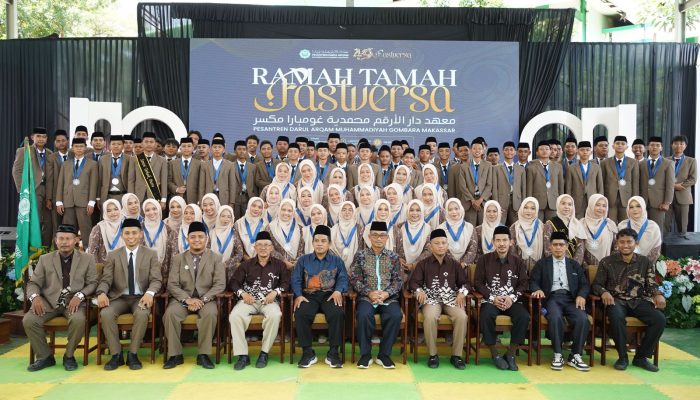 Bangga dan Haru, Proses Wisuda 96 Santri Pondok Pesantren Darul Arqam, Gombara Makassar