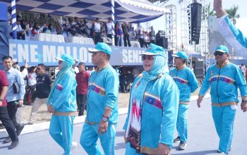 Pembukaan Porsenijar PGRI Sulsel, Andi Rosman Beri Semangat Kontingen Wajo