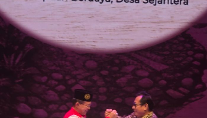 Hashim Djojohadikusumo Lantik Pengurus Srikandi Jaga Desa se-Indonesia, ABPEDNAS dan SMSI Kerja Sama Dukung Program Jaga Desa