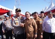 Bupati Wajo Hadiri Penyerahan Bantuan Benih dan Alsintan 