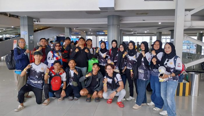 Hj Umiyati Lepas 19 Atlet IPSI Makassar Bertarung di Malang Championship VI