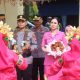 AKBP Diouglas Mahendrajaya Resmi Jabat Kapolres Wajo, Disambut Tradisi Pedang Pora dan Tari Padduppa 