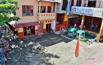 Anak Dikeluarkan,  Orang Tua Murid Sesalkan Kebijakan TK Mutiara Islamic School