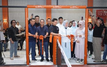 Bupati Wajo Dampingi Wagub Sulsel Resmikan Signature Bounce Padel, Gym dan Cafe