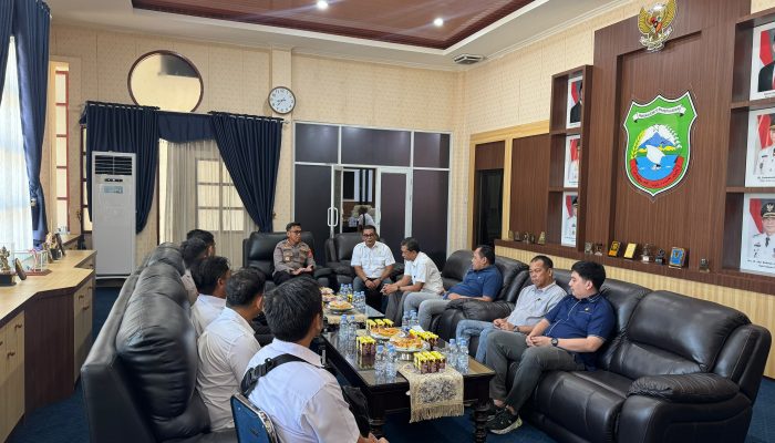 Perkuat Sinergitas, Kapolres Pangkep Jalin Silaturahmi dengan Ketua DPRD