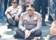 Kapolres Pinrang Duduk Bersama Massa Aksi Gas 3 Kg, Tunjukkan Pendekatan Humanis