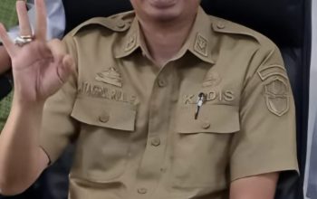 Staf DLH Wajo Mulai Terapkan Ember Biopori di Rumah Masing-Masing