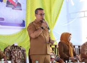 Pemkab Mamuju Tengah Salurkan Beasiswa Kuat kepada 294 Siswa SD dan SMP