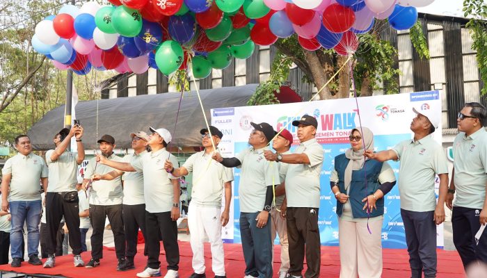 Ribuan Masyarakat dan Ratusan Tenant UMKM Meriahkan Fun Walk HUT ke-58 PT Semen Tonasa